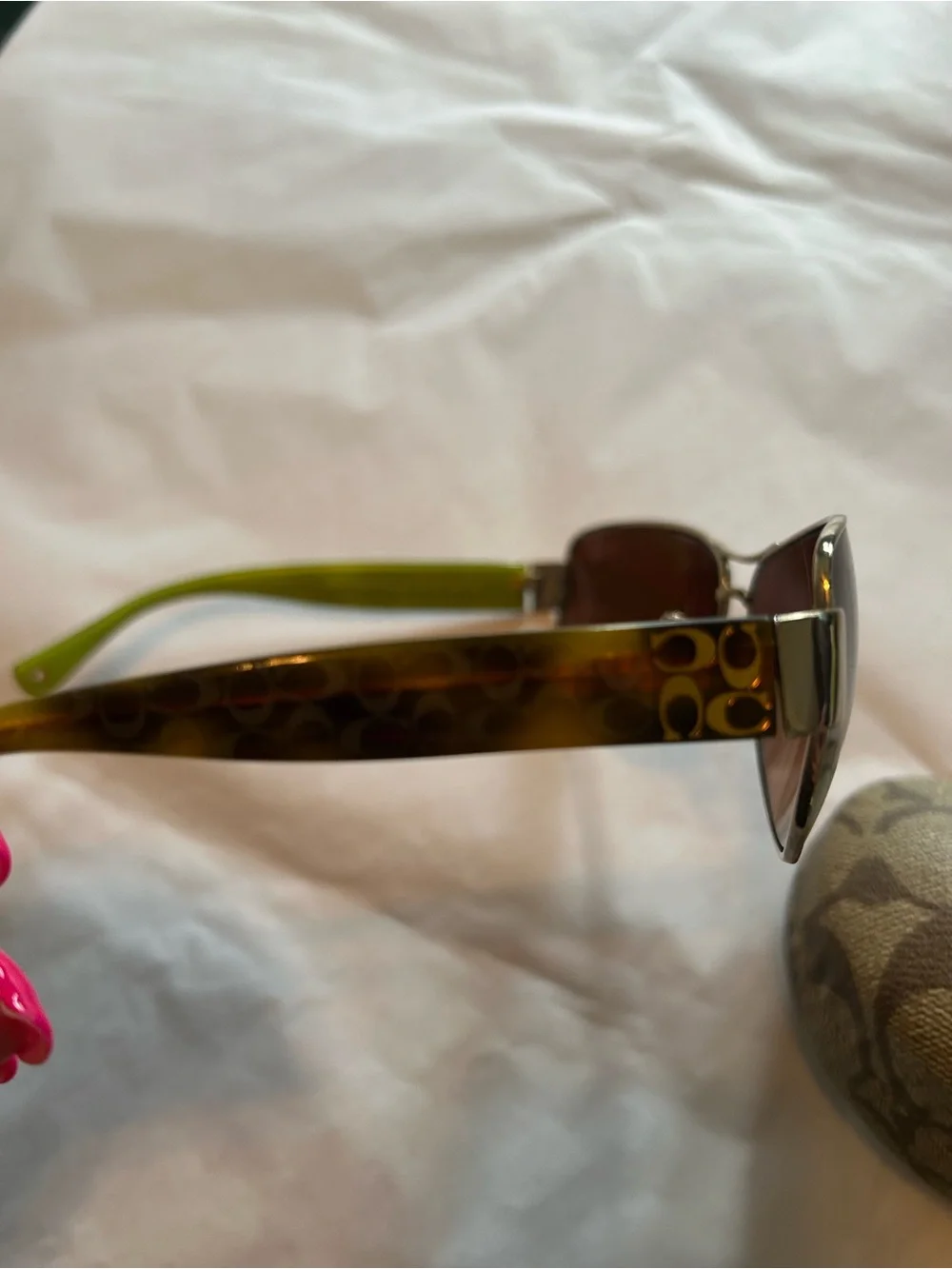 Coach HC7001 Taylor sunglasses ladies gold tone frame tortoise/green